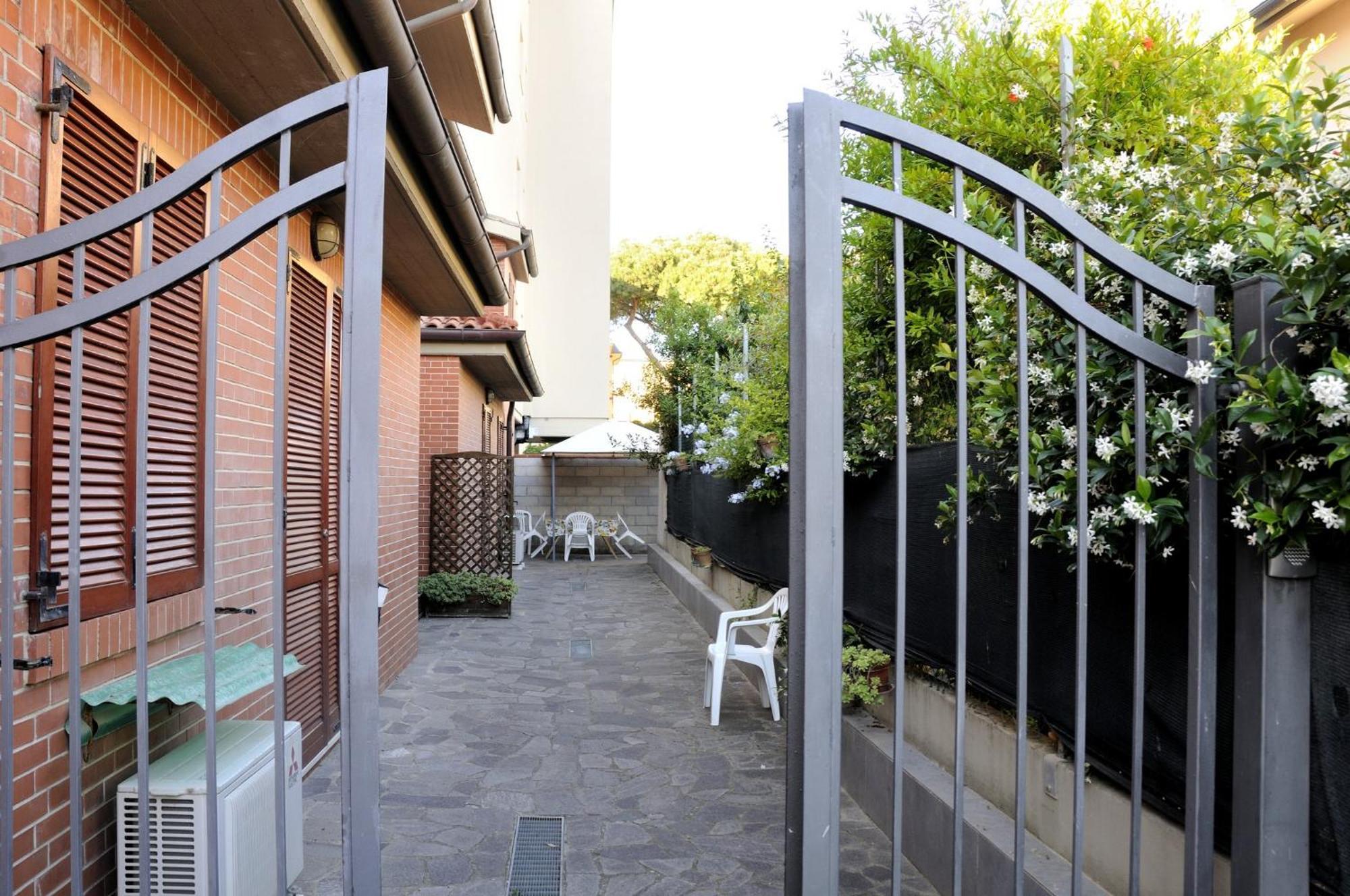 I Portici Appartamenti Marina di Grosseto Exteriér fotografie